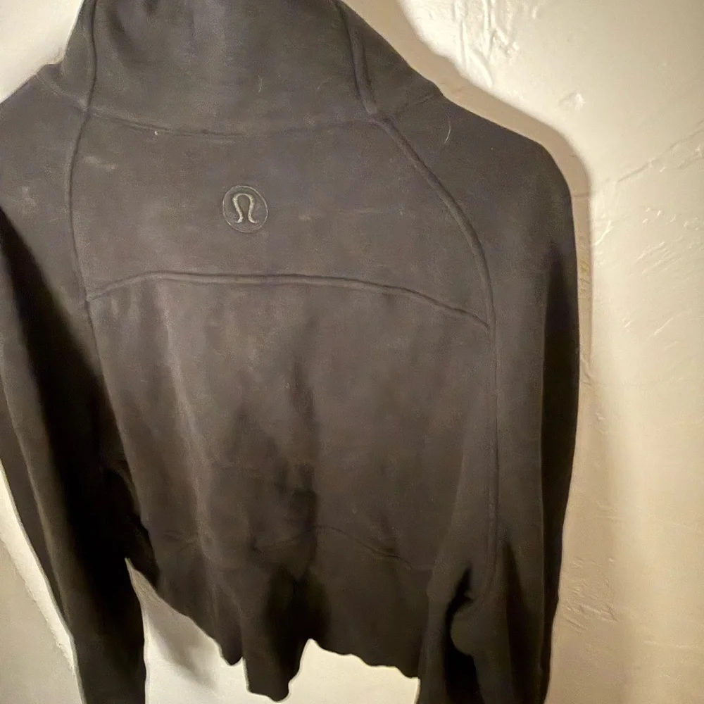 Peloton Black Zip-Up Hoodie with Kangaroo Pocket - Picture 2 of 2